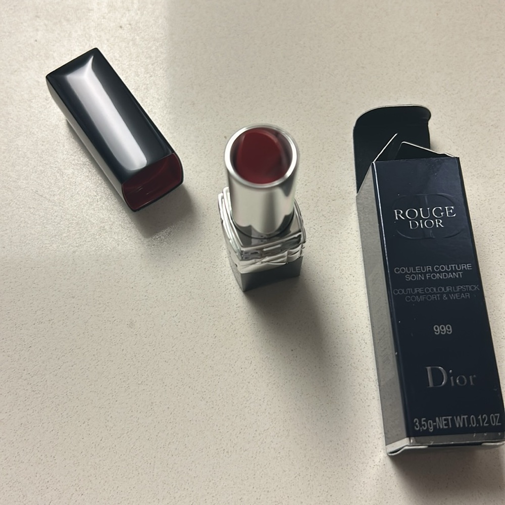 Rouge Dior lip stick color 999 red - Picture 3 of 3